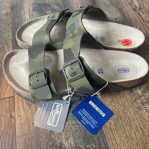 Birkenstock Arizona Sandals Mens Size 11 Birko-Flor Desert Camo Soft Footbed